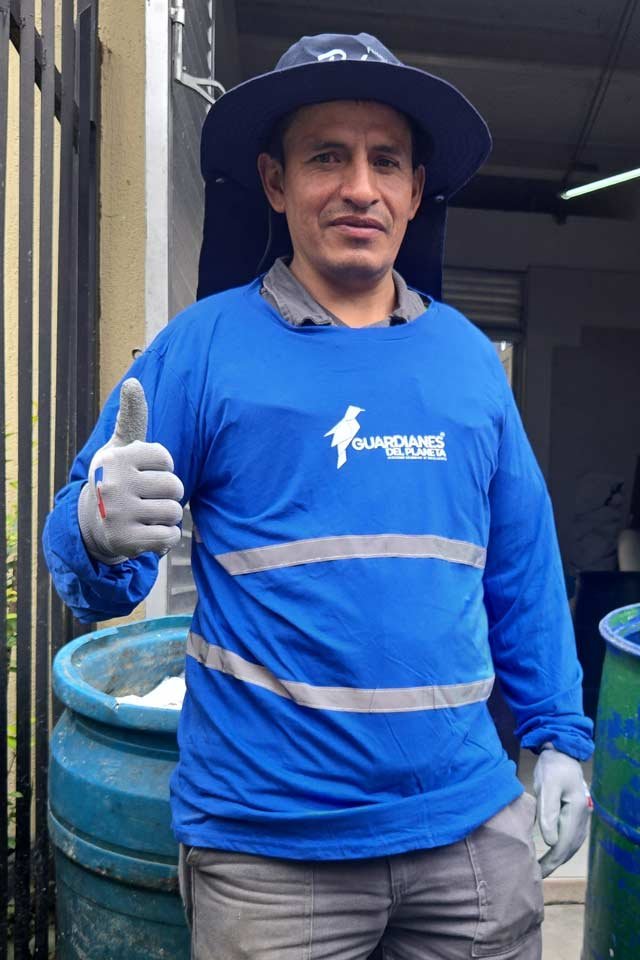 Guardianes-del-Planeta-Camisetas-Postobon-06