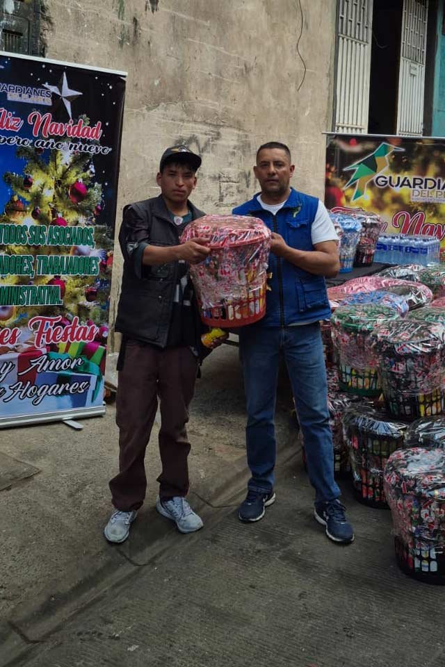 Guardianes-del-Planeta-Navidad-2025_19