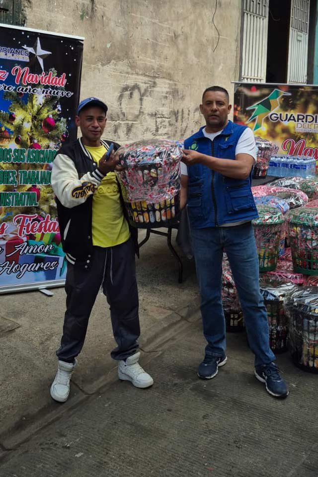 Guardianes-del-Planeta-Navidad-2025_21