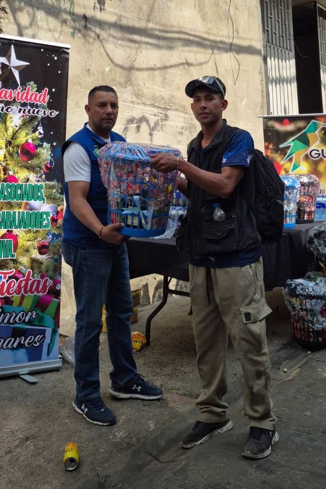 Guardianes-del-Planeta-Navidad-2025_23