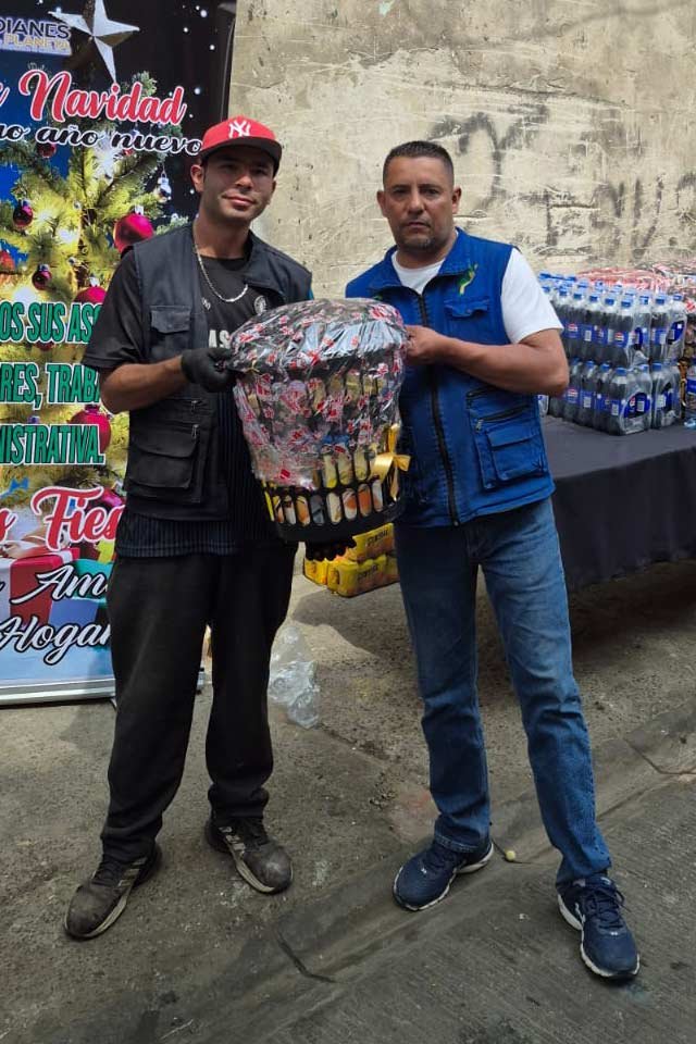 Guardianes-del-Planeta-Navidad-2025_27