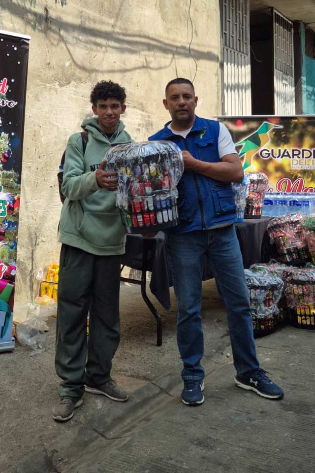 Guardianes-del-Planeta-Navidad-2025_59