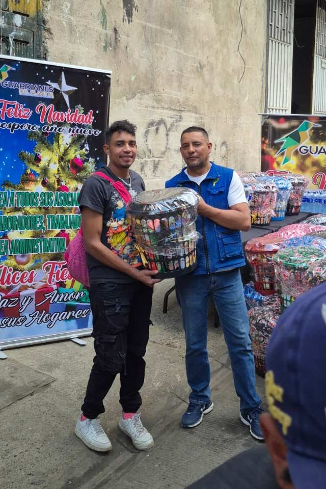 Guardianes-del-Planeta-Navidad-2025_88